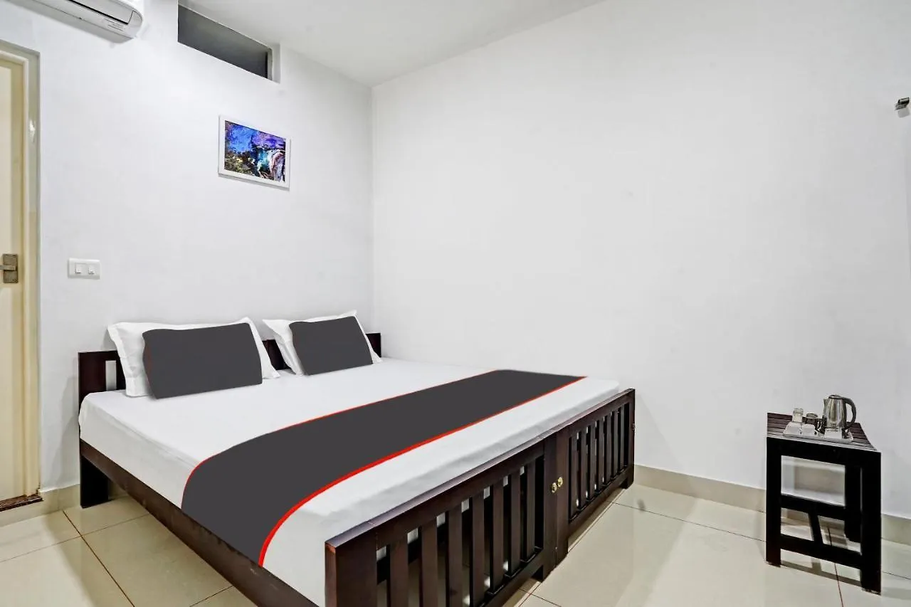**** Hotel Collection O White House Pearl India